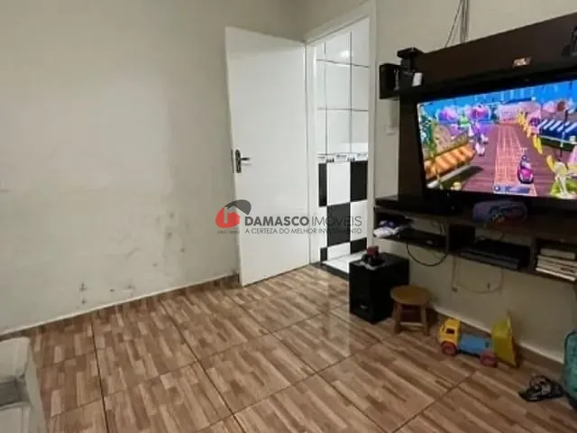 Casa com 111m² 1 quarto e 1 banheiro, à venda, no bairro Jardim Santo Antônio em Santo André