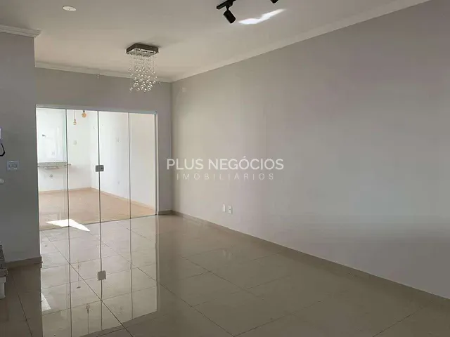 Casa 3 quartos e 3 banheiros, à venda, no bairro Aparecidinha em Sorocaba