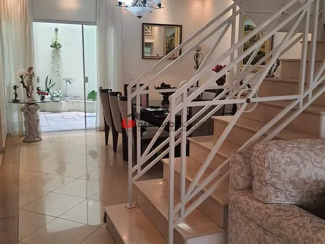 Sobrado com 360m² 5 quartos e 4 banheiros, à venda, no bairro Santa Paula em São Caetano do Sul