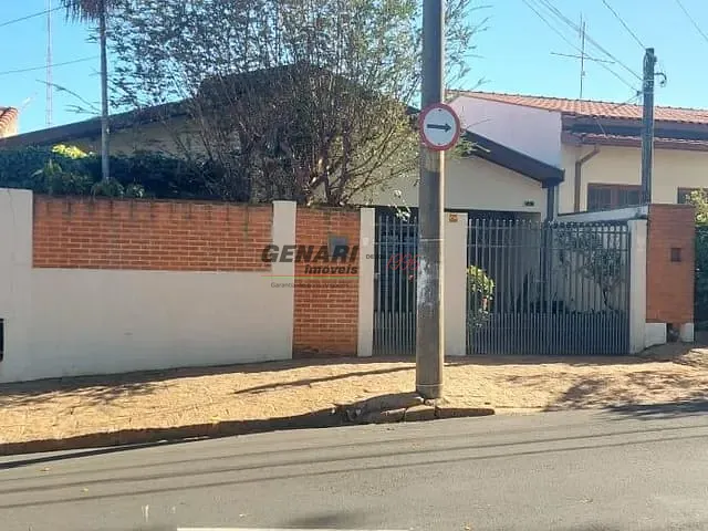 Casa com 250m² 3 quartos e 2 banheiros, à venda, no bairro Vila Soriano em Indaiatuba