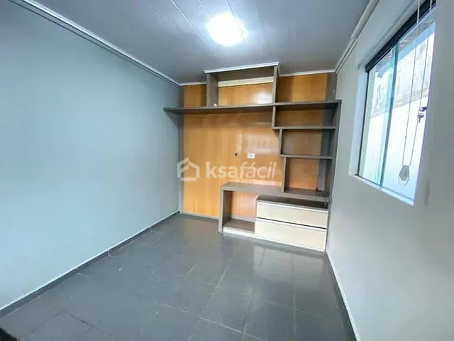 Casa com 200m² 2 quartos e 2 banheiros, à venda, no bairro Conjunto Aero Rancho em Campo Grande