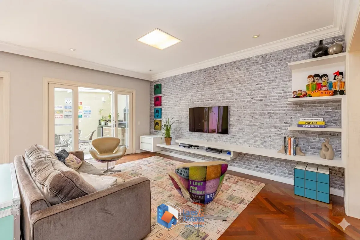Casa, 4 quartos, 247 m² - Foto 2