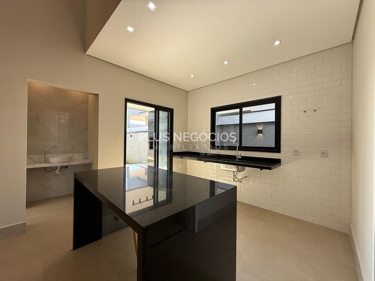 Casa, 3 quartos, 153 m² - Foto 1