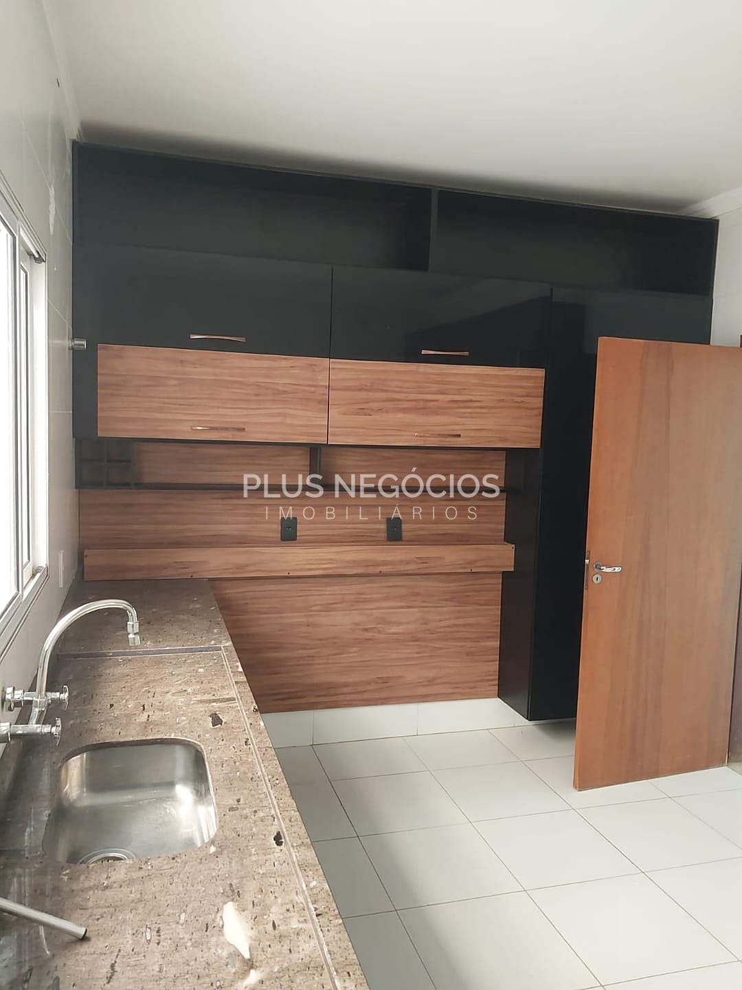 Casa, 3 quartos, 270 m² - Foto 3