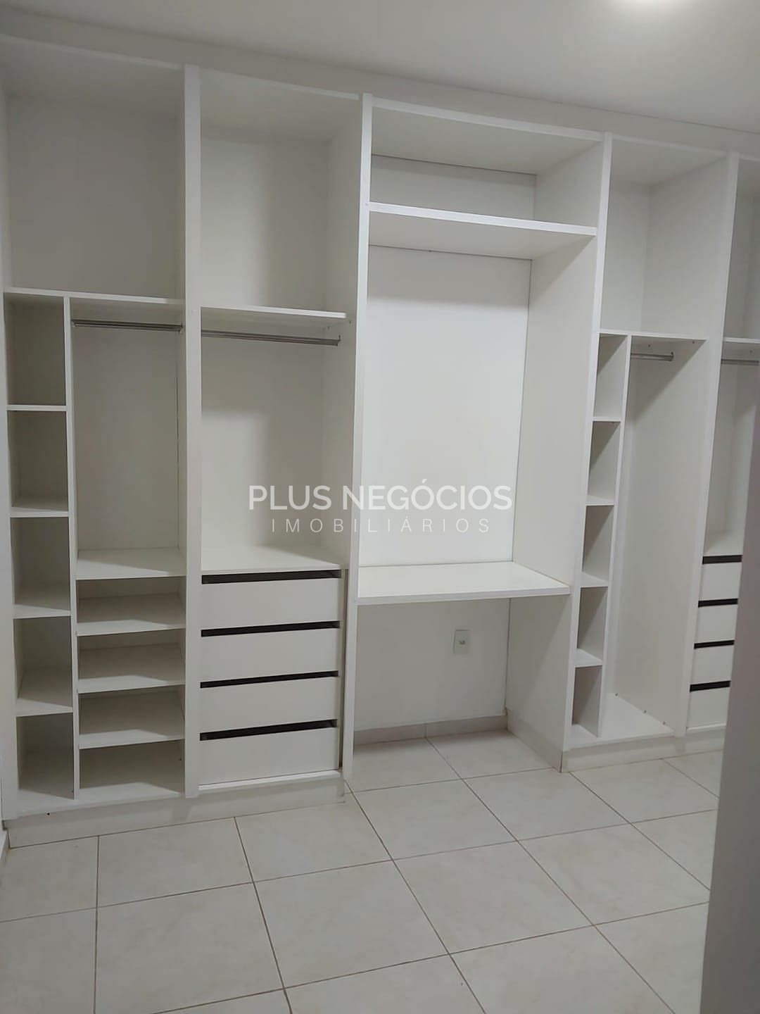 Casa, 3 quartos, 270 m² - Foto 10