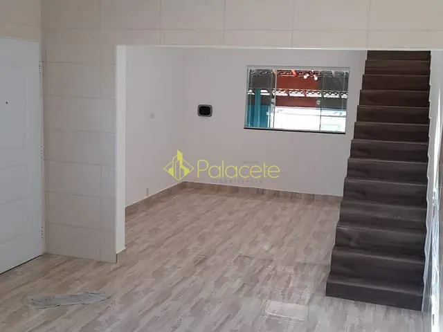 Casa com 210m² 3 quartos e 3 banheiros, à venda, no bairro Jardim Hípica Pinheiro em Taubaté