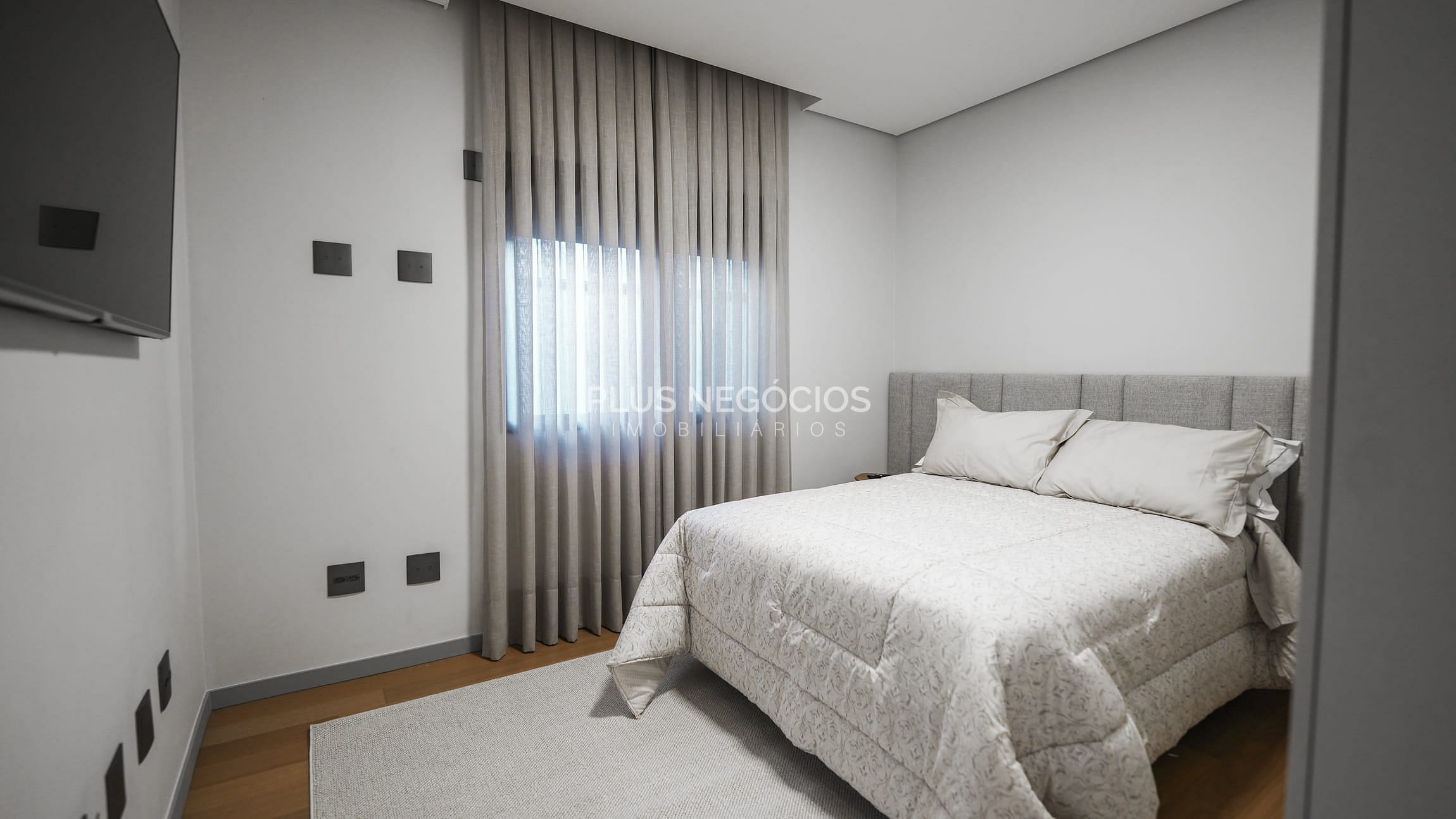 Casa, 4 quartos, 456 m² - Foto 1