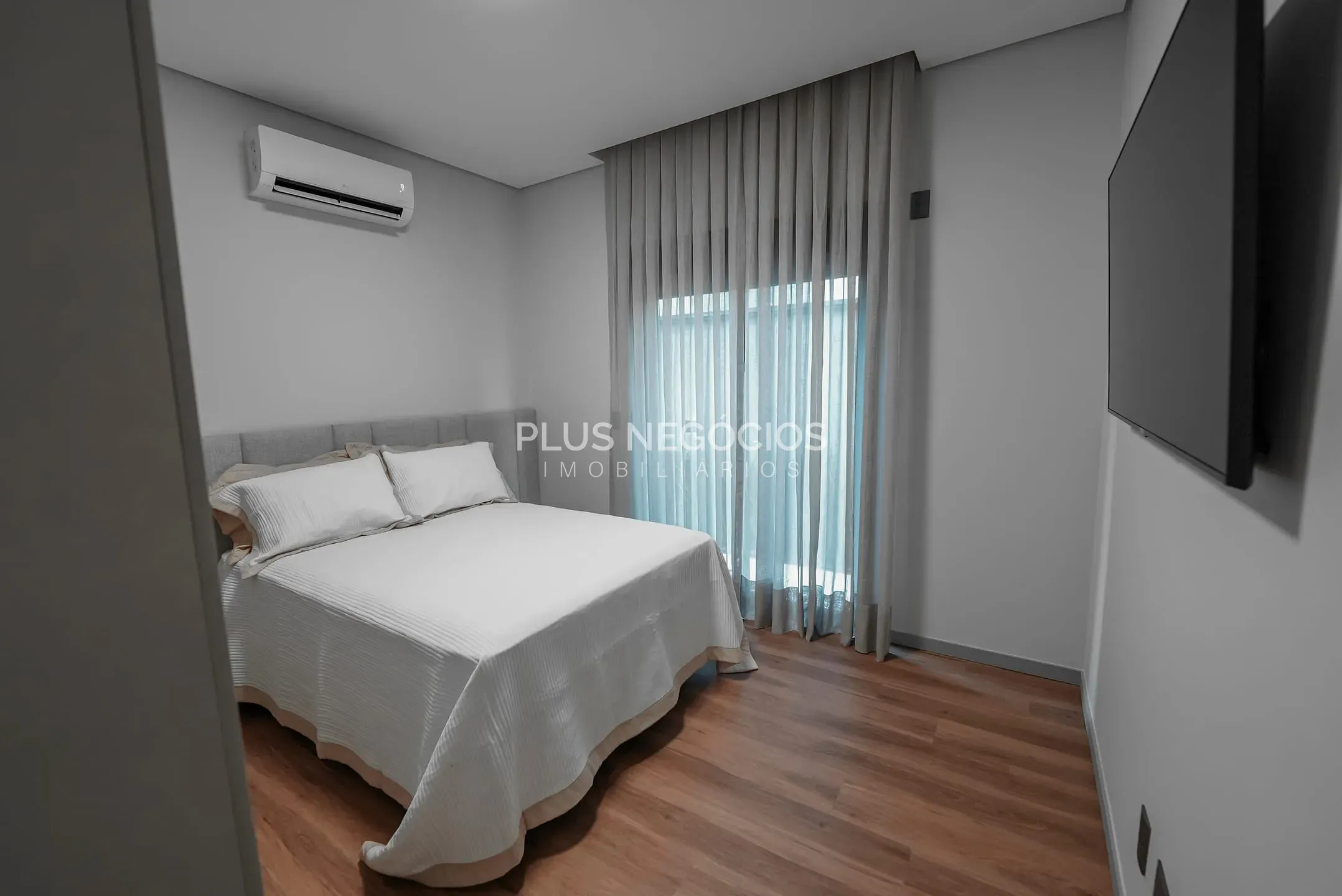 Casa, 4 quartos, 265 m² - Foto 38