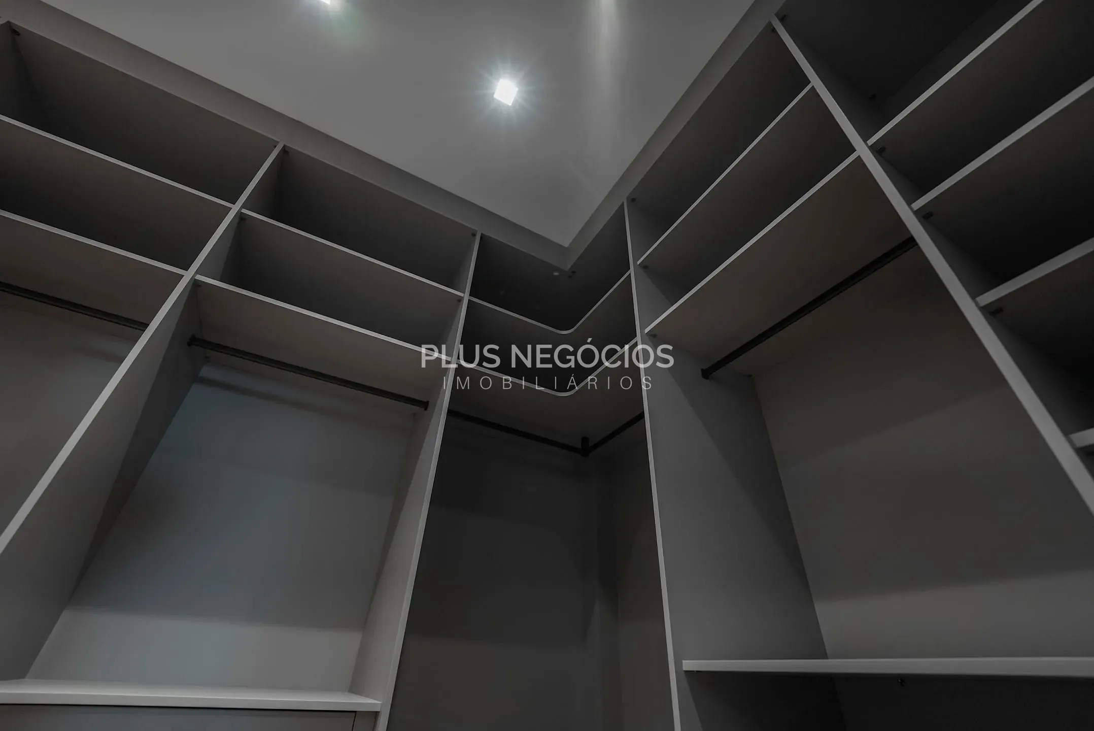 Casa, 4 quartos, 265 m² - Foto 42