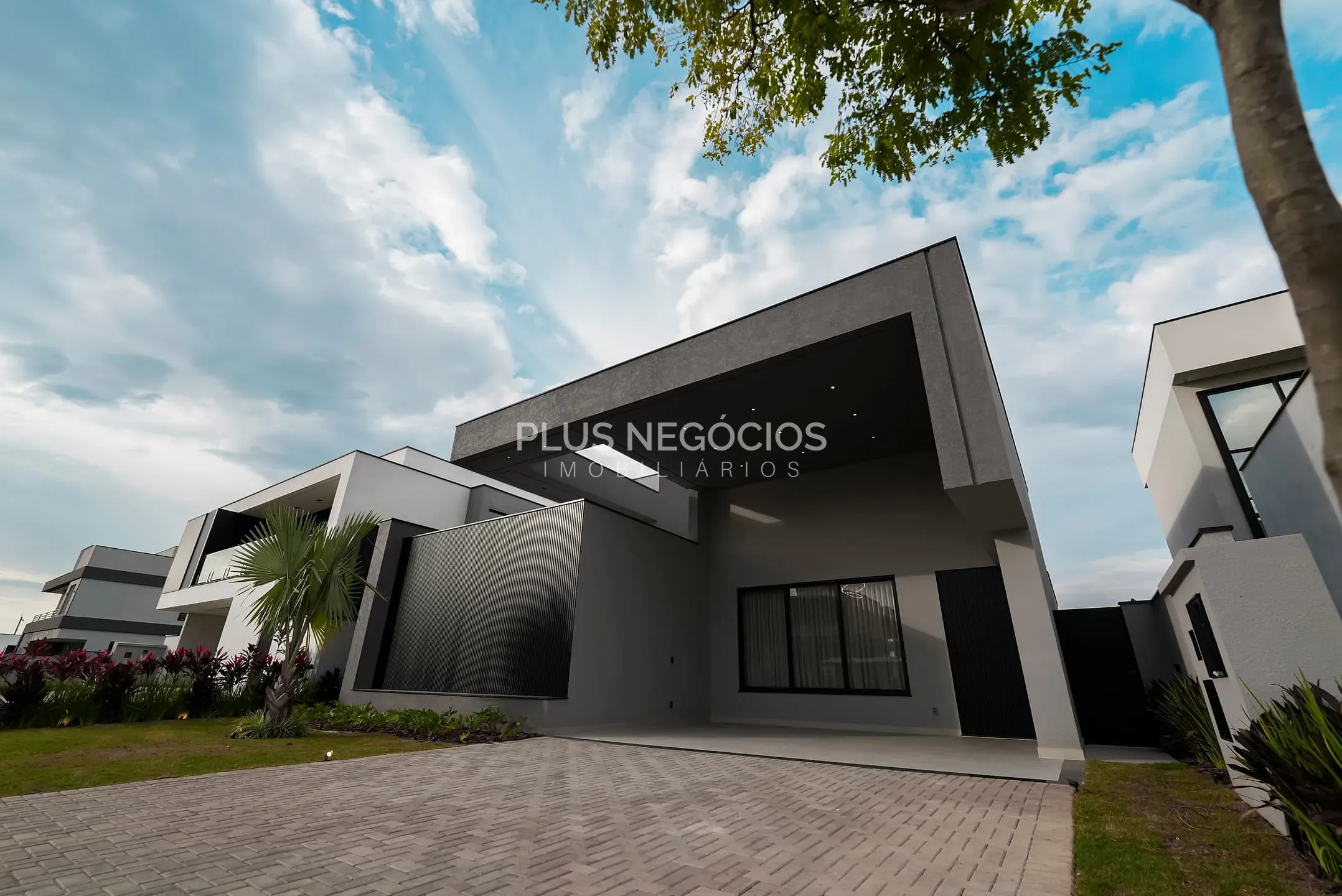 Casa, 4 quartos, 265 m² - Foto 50