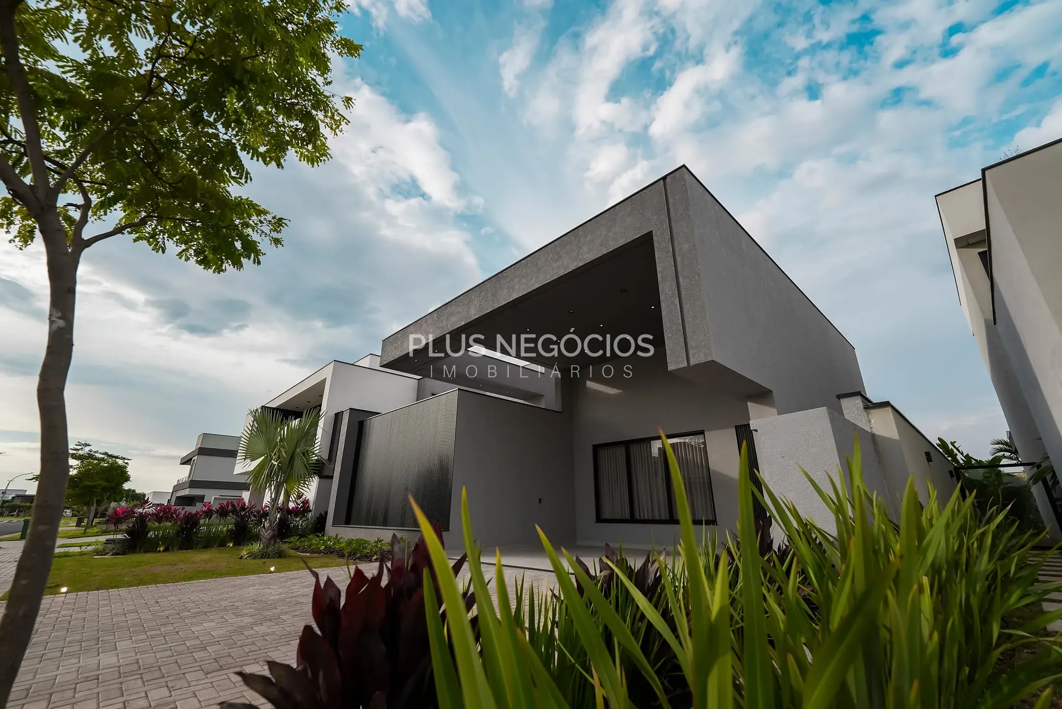 Casa, 4 quartos, 265 m² - Foto 51
