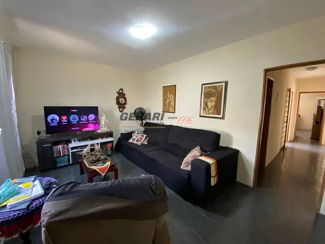 Casa com 350m² 4 quartos e 4 banheiros, à venda, no bairro Vila Maria Helena em Indaiatuba
