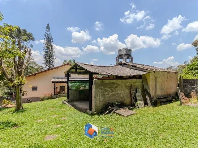 Casa com 1200m² 4 quartos e 3 banheiros, à venda, no bairro Chácara Santo Hubertus em São Paulo