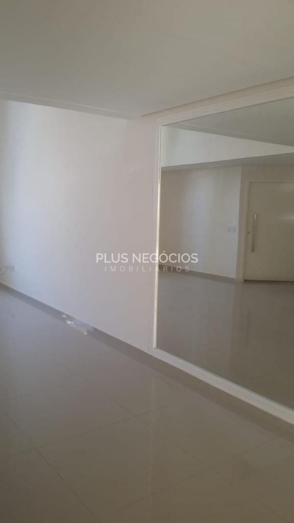 Casa, 4 quartos, 244 m² - Foto 4