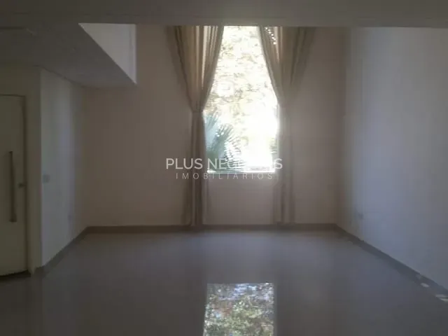 Casa com 250m² 4 quartos e 5 banheiros, à venda, no bairro Iporanga em Sorocaba