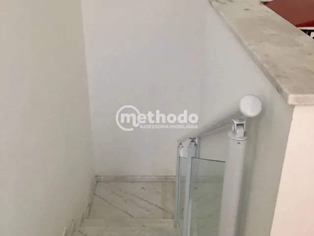 Casa com 450m² 3 quartos e 3 banheiros, à venda, no bairro Condomínio Residencial Terras do Caribe em Valinhos