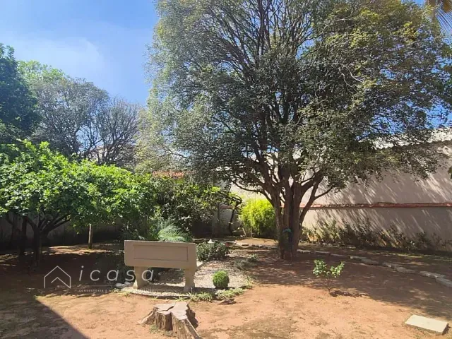 Casa com 625m² 3 quartos e 2 banheiros, à venda, no bairro Palmeiras de São José em São José dos Campos