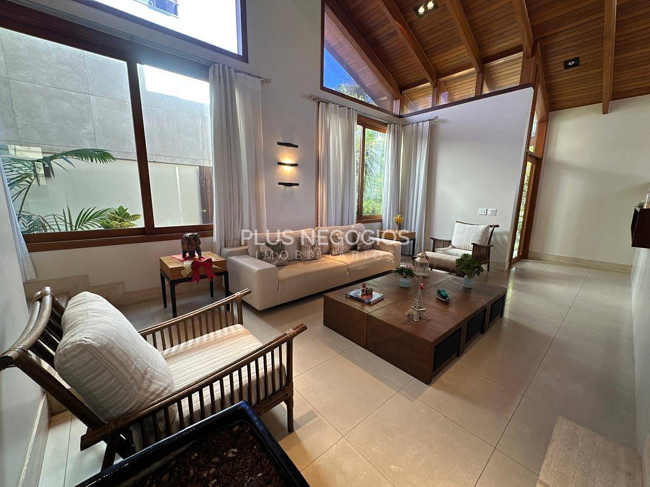 Casa, 3 quartos, 337 m² - Foto 8