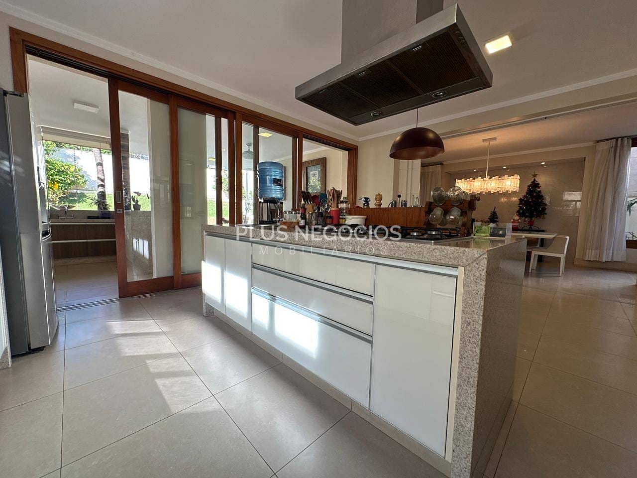 Casa, 3 quartos, 337 m² - Foto 22