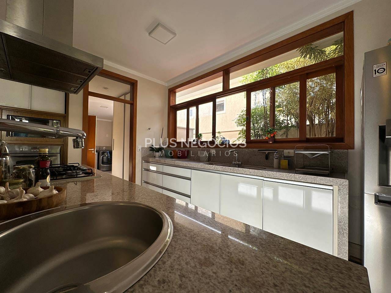 Casa, 3 quartos, 337 m² - Foto 24