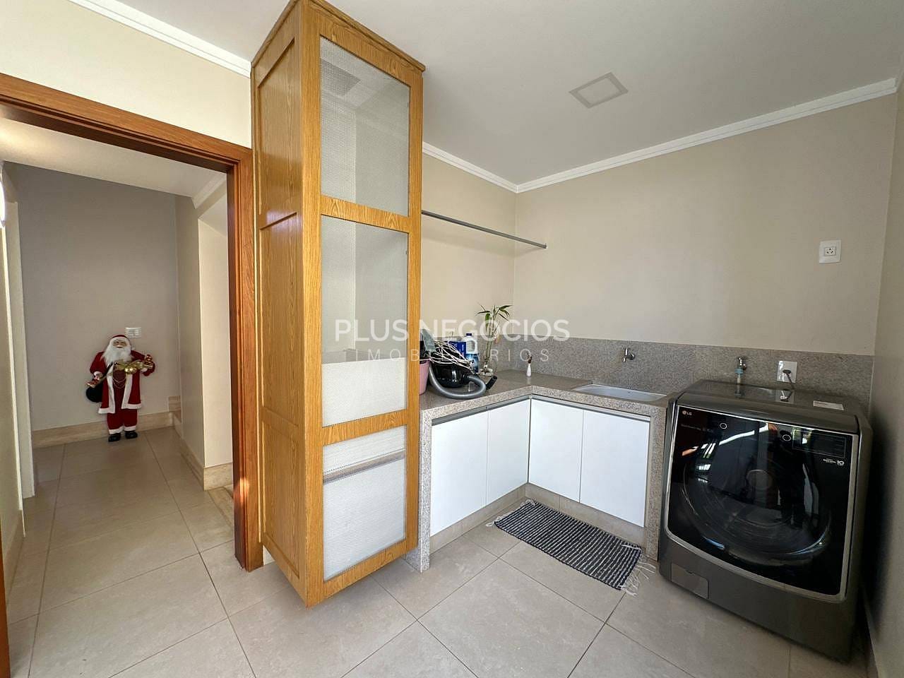 Casa, 3 quartos, 337 m² - Foto 27