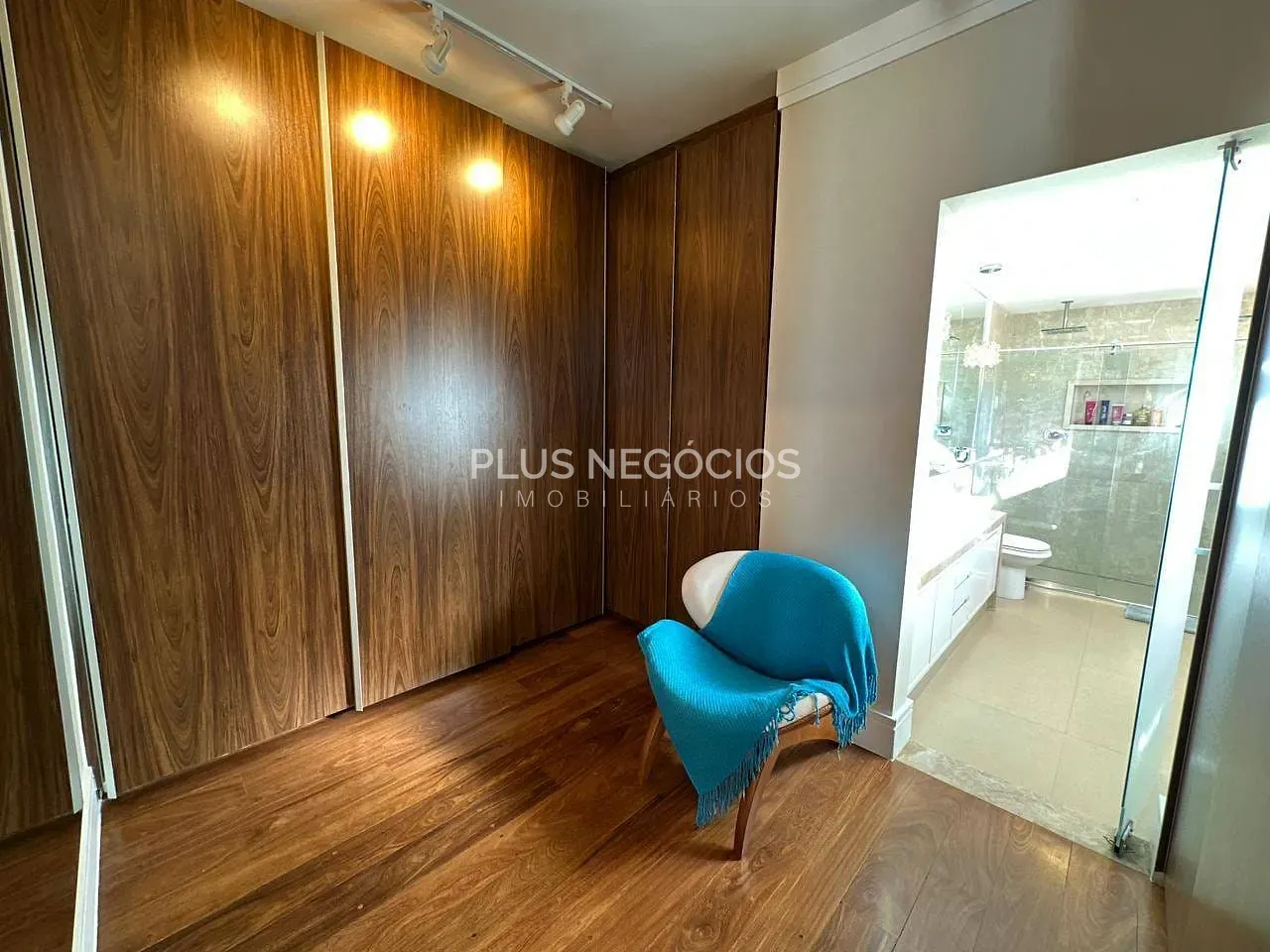 Casa, 3 quartos, 337 m² - Foto 48