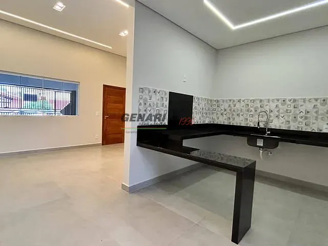 Casa com 125m² 3 quartos e 2 banheiros, à venda, no bairro Jardim Pau Preto em Indaiatuba