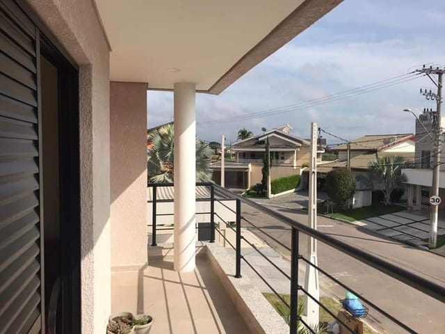 Casa com 267m² 3 quartos e 4 banheiros, à venda, no bairro Centro em Tremembé
