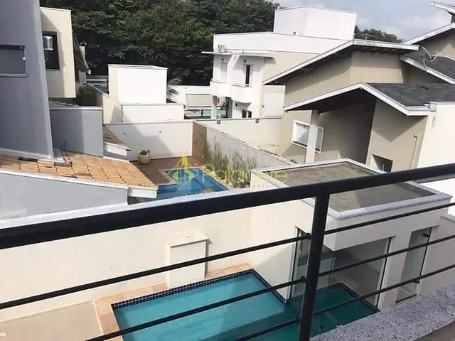Casa com 267m² 3 quartos e 4 banheiros, à venda, no bairro Centro em Tremembé