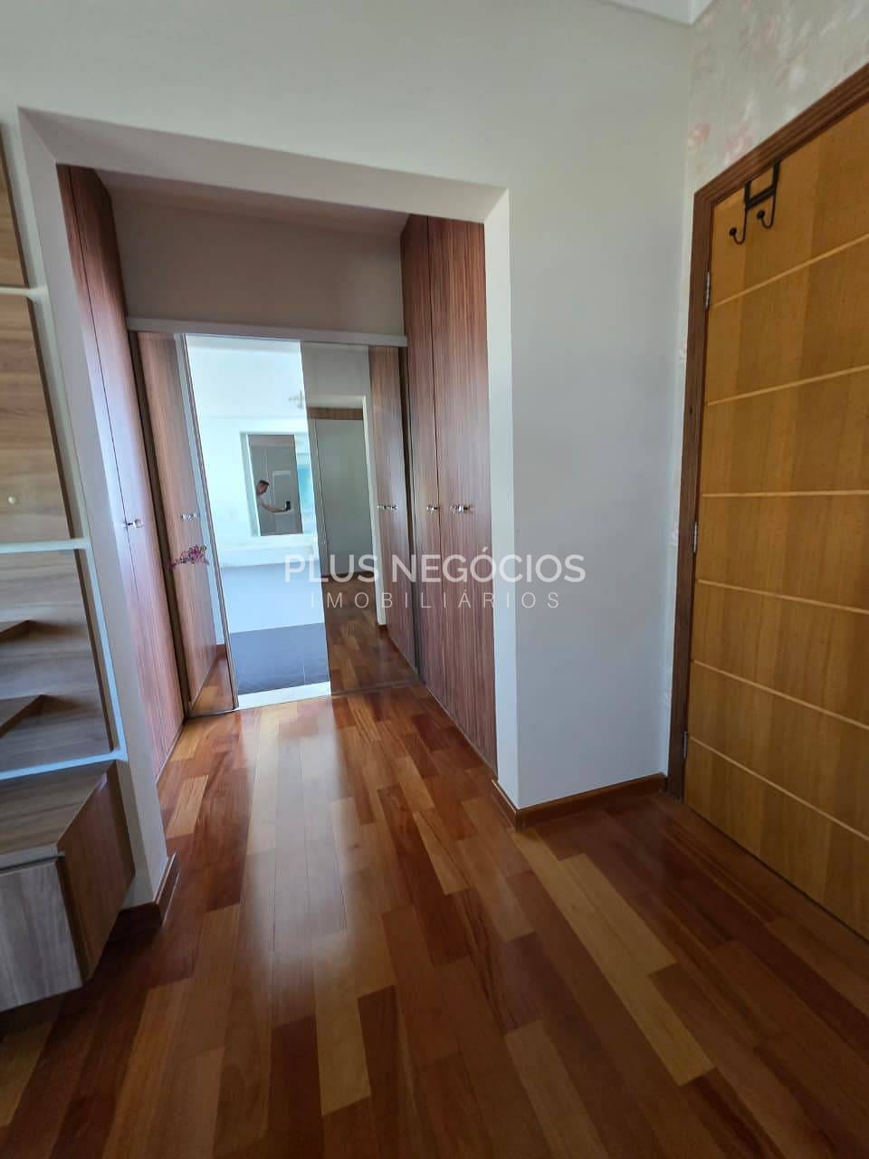Casa, 3 quartos, 270 m² - Foto 8