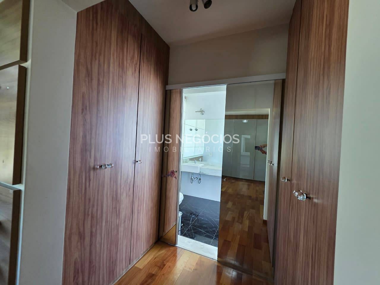 Casa, 3 quartos, 270 m² - Foto 9