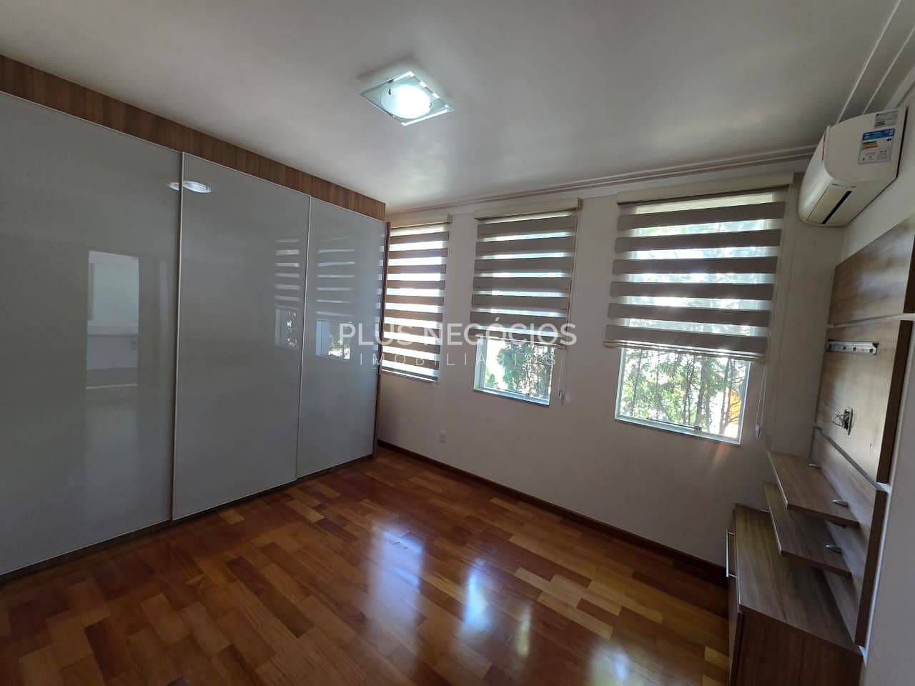 Casa, 3 quartos, 270 m² - Foto 13