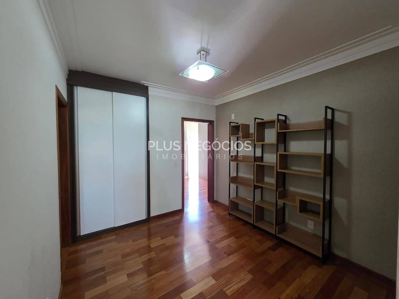 Casa, 3 quartos, 270 m² - Foto 15