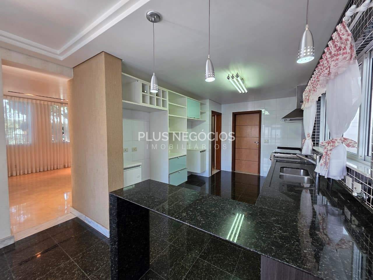 Casa, 3 quartos, 270 m² - Foto 20