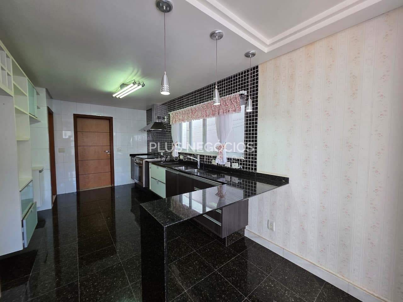 Casa, 3 quartos, 270 m² - Foto 22