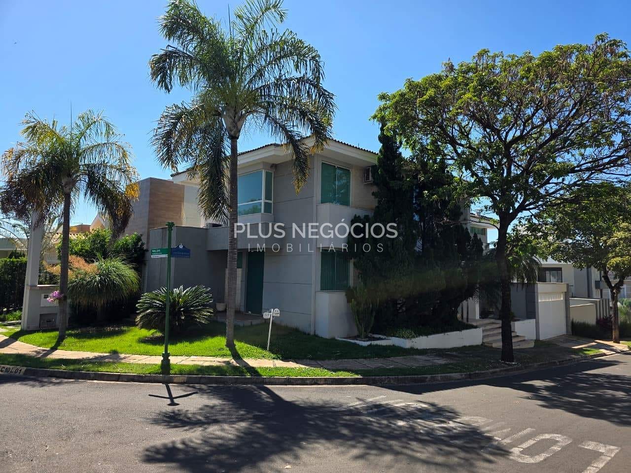 Casa, 3 quartos, 270 m² - Foto 30