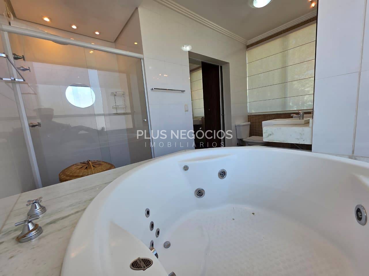 Casa, 3 quartos, 270 m² - Foto 35