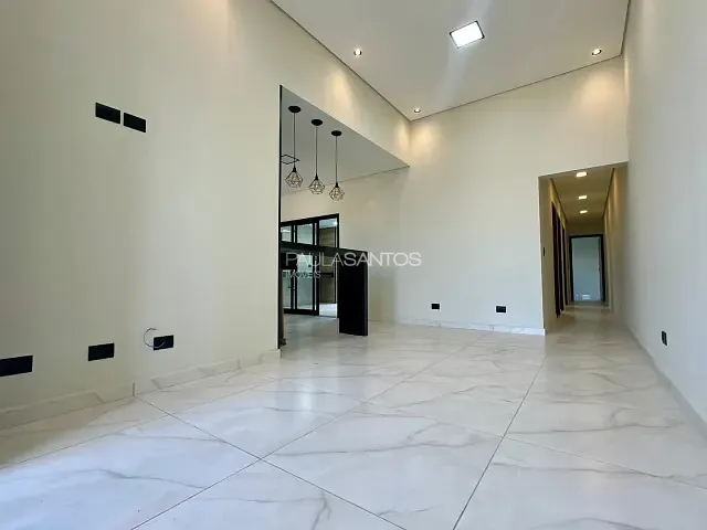 Casa com 200m² 3 quartos e 3 banheiros, à venda, no bairro Wanel Ville em Sorocaba