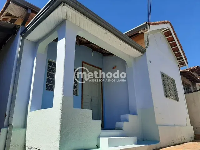 Casa com 375m² 1 quarto e 2 banheiros, à venda, no bairro Vila Marieta em Campinas
