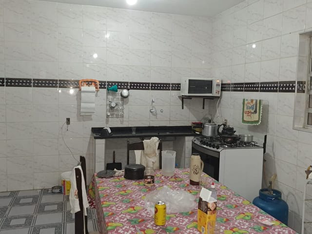 Casa 4 quartos e 3 banheiros, à venda, no bairro São Gonçalo em Taubaté