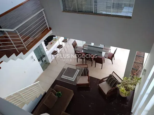 Casa com 360m² 3 quartos e 6 banheiros, à venda, no bairro Aparecidinha em Sorocaba