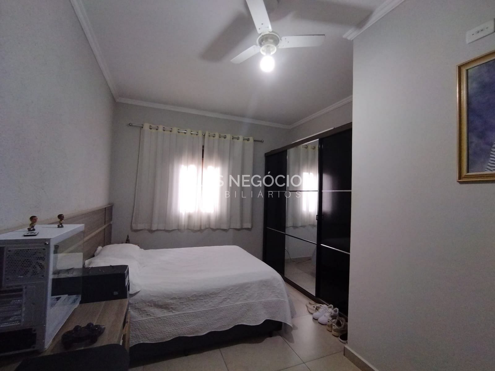 Casa, 3 quartos, 250 m² - Foto 10