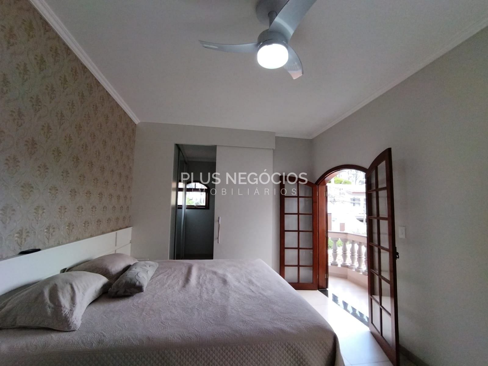 Casa, 3 quartos, 250 m² - Foto 17