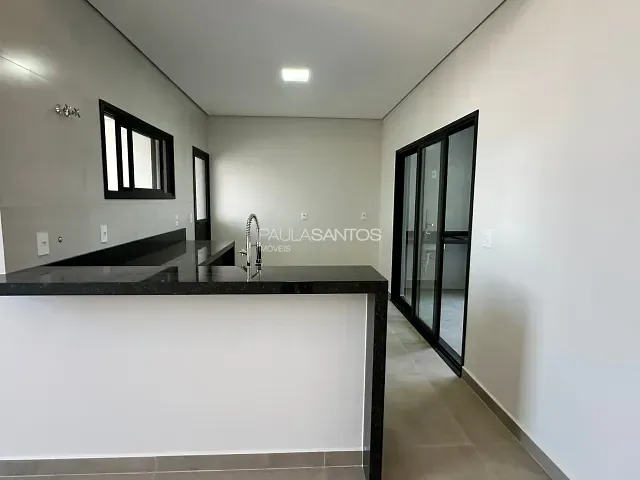 Casa com 200m² 3 quartos e 3 banheiros, à venda, no bairro Jardim Residencial Villagio Wanel em Sorocaba