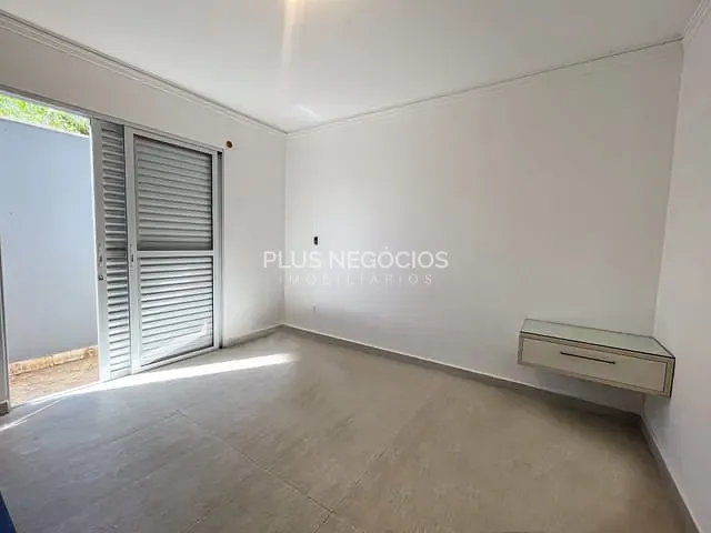 Casa com 614m² 4 quartos e 7 banheiros, à venda ou para alugar, no bairro Itapeva em Votorantim