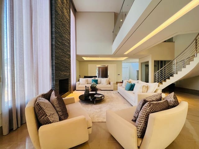 Casa com 1000m² 6 quartos e 9 banheiros, à venda, no bairro Tamboré em Santana de Parnaíba