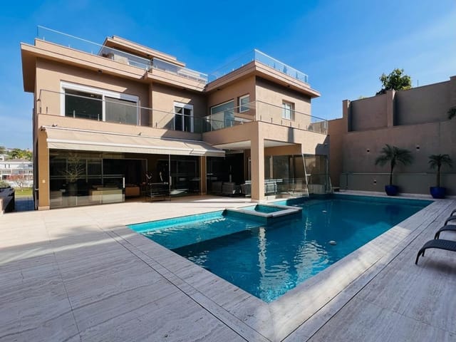 Casa com 1000m² 6 quartos e 9 banheiros, à venda, no bairro Tamboré em Santana de Parnaíba
