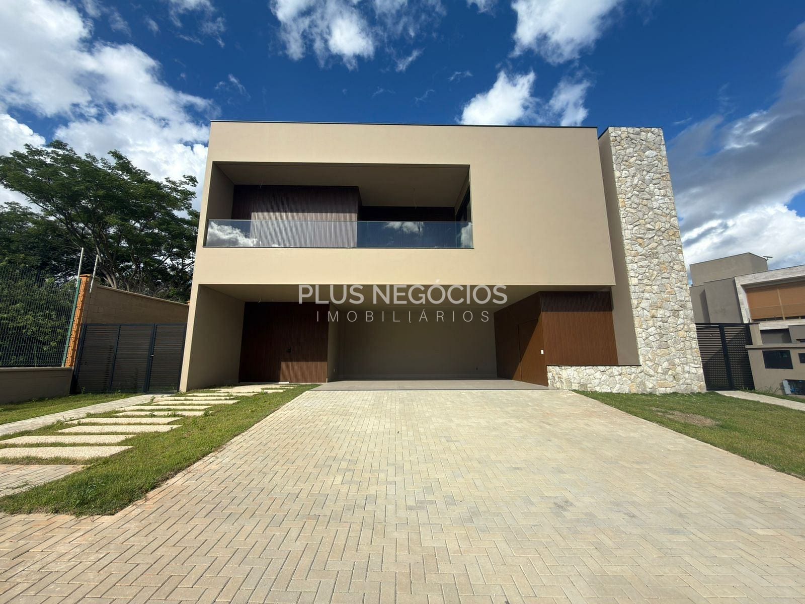 Casa, 4 quartos, 400 m² - Foto 1