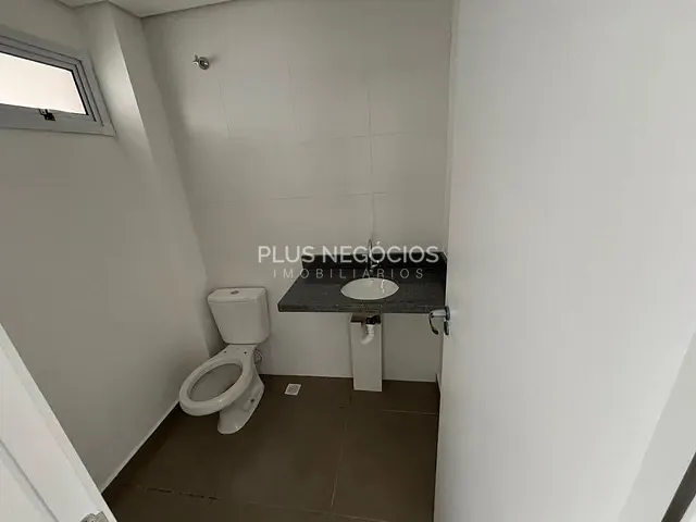 Casa com 115m² 3 quartos e 3 banheiros, à venda, no bairro Vossoroca em Votorantim