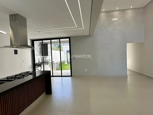 Casa com 200m² 3 quartos e 4 banheiros, à venda, no bairro Jardim Villagio Milano em Sorocaba